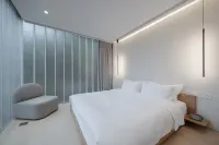 Senman Jingpin Hotel