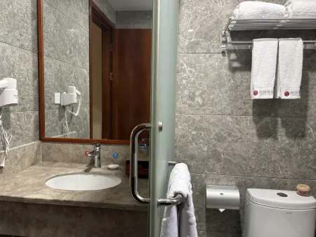 Qixiu Well-being Hotel Отели рядом с достопримечательностью «Геологический парк Эль-Нос»