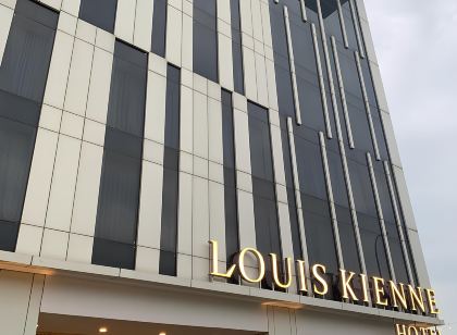 Louis Kienne Cikarang Hotel & Service Apartment