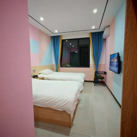 Gulin Hongtu Hotel