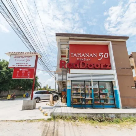 RedDoorz @ Aparente Gensan
