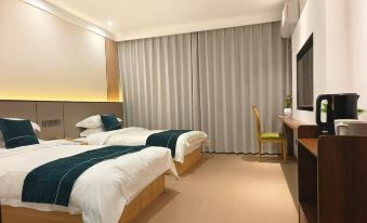 Shanqian Yuexia Homestay