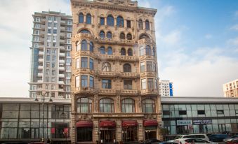Ayf Palace