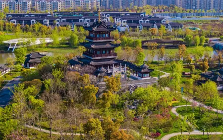 Mercure Yangzhou East High-speed Railway Station Отели рядом с достопримечательностью «The Shi Kefa Museum»