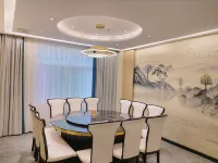 โรงแรมพินชาง ฉงเจียง - พร้อมอาหารเช้า