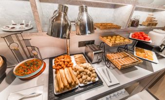 HanTing Premium Hotel (Harbin Railway West Station Wanda Plaza)