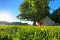 Under Canvas Bornholm Hoteles en Bornholm