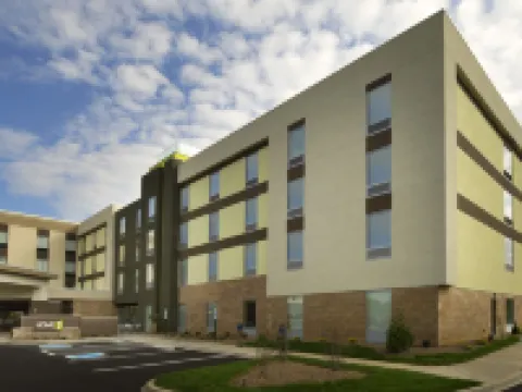 Home2 Suites by Hilton Louisville East/Hurstbourne Hotels in Lyndon