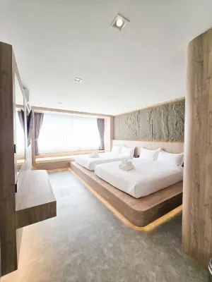 Ascella Bangkok Hotels near Thao Maha Brahma