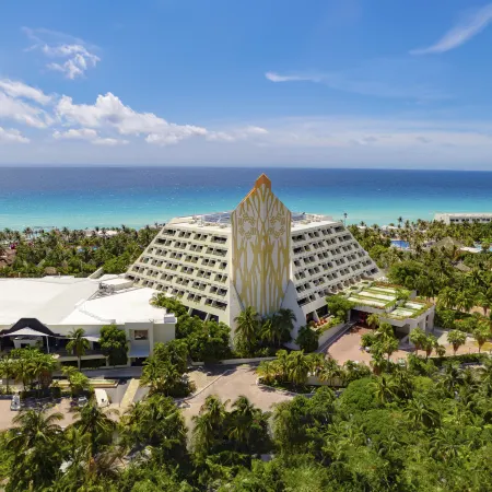 The Pyramid Cancun by Oasis - Gourmet Premium All Inclusive