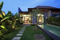 Two Villas Holiday - Onyx Style Nai Harn Beach, Phuket Hotels in 