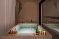 Wind Valley · Spatial Aesthetics Lake View Resort Homestay - Romantic