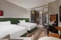 Yibo Yunxi Hotel (Jiujiang College Branch on Shili Avenue) - Airport Shuttle