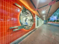 U TOR Yaowarat - Bangkok Chinatown Các khách sạn gần Trường Debsirin