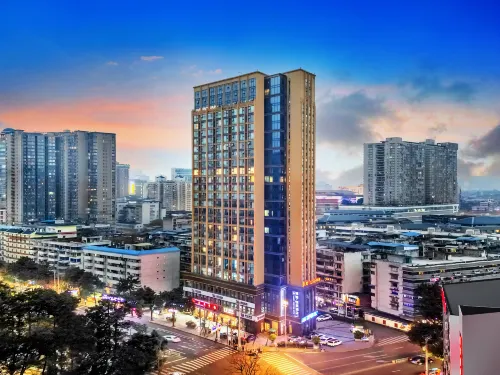 โรงแรมคอร์ทยาร์ดเชียร์ฟล เฉิงตู