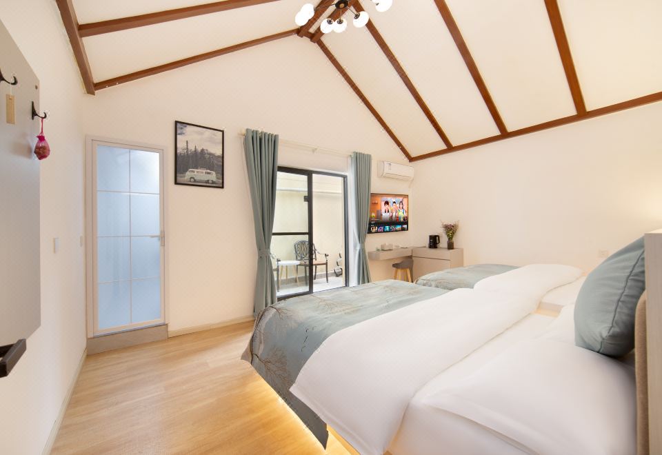 쿤밍 뎬츠 류쑤 커잔