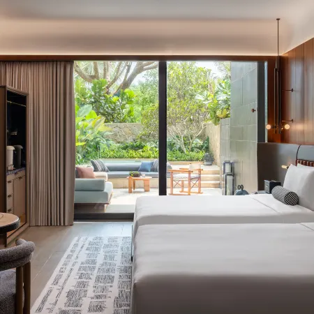 Kimpton AQEOS HAINAN by IHG