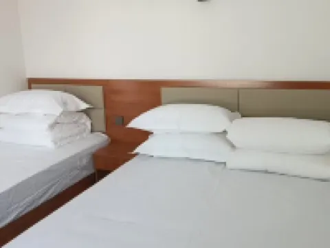 Laike Homestay Hotels in She
