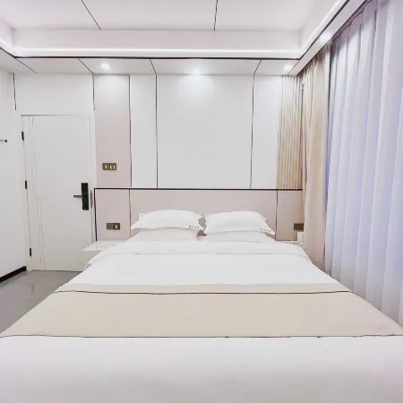 Zhuhai Haitian Zhi Lian Light Luxury Homestay