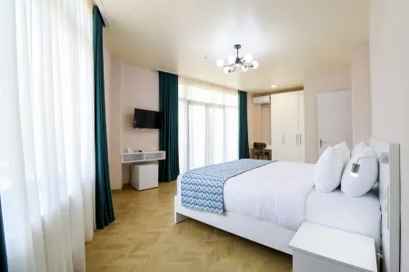 Hotel & Restaurant Emerald Borjomi