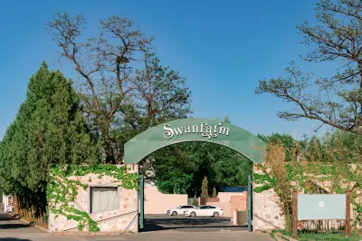 Swan Farm Hotel Отели в г. Miyun reservoir