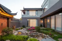 24℃雪意濃丨全屋智能·Cloud-Level villa·日照金山·雲端別墅 麗江體育中心綜合館附近的飯店