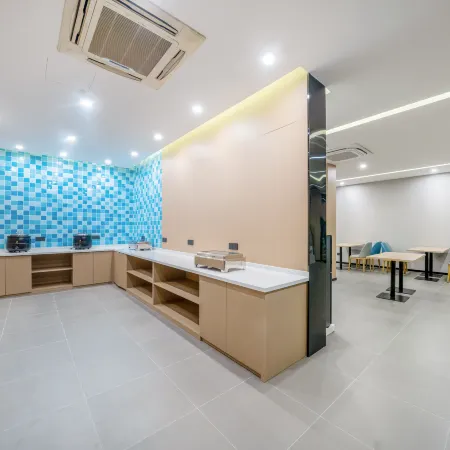 Homeinn Ripple Hotel (Lujiang Zhouyu Avenue)