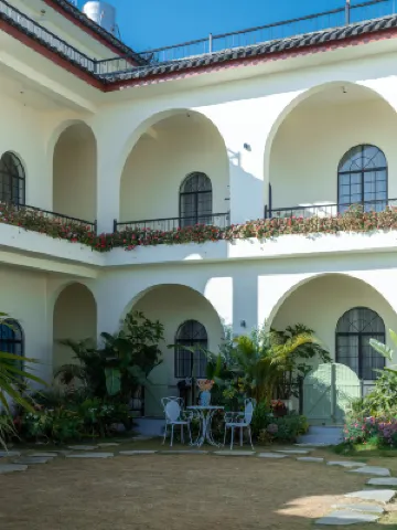 Dali Yi Yu French Country-Style Boutique Inn Hôtels à proximité de : Shendu