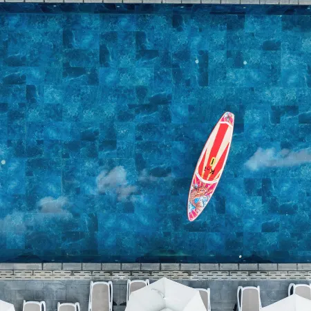 Mengyuan RESOR 360° View Hotel: Starry Pool & Hot Spring, Shili Gallery Yulong River