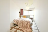 Orange and Tangerine Homestay (Nanping Pedestrian Street, Chuanxin Drum Tower Metro Station Branch)