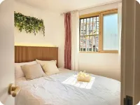 Airport Railroad Gongdeok Station 800m/3 Rooms/6 people/3 Queen Beds/Dryer/Hongik University