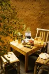 Ziyun Ge Light Luxury Smart Homestay (West Lake Branch)
