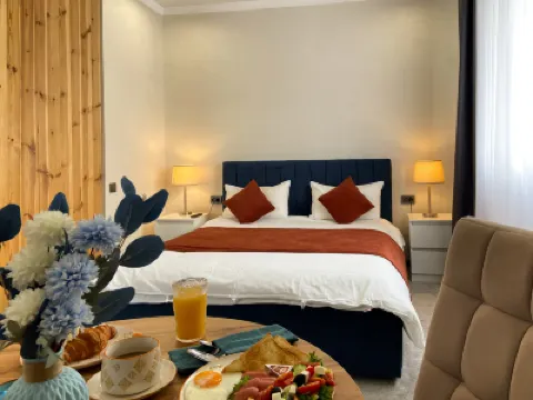 เบเลสอพาร์ตเมนต์ โรงแรมใกล้Almaty Television Tower