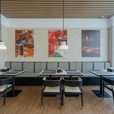 Qiangjin Hotel · Gujing Gong