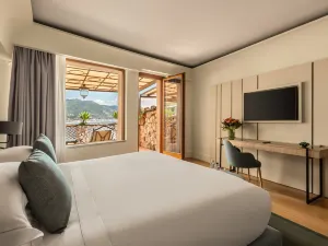 Atlantis Bay