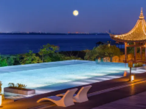 Yanguan Music Lead Vocal Resort Hotel Hotels in Haining