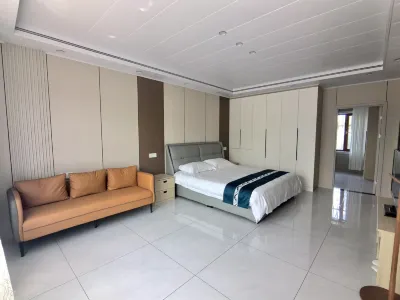Luhua Court Homestay Hotels in Wucui District