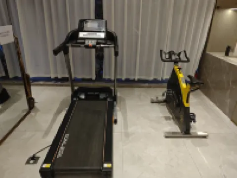 โรงแรมอีชาร์ม พลัส (ถนนปักกิ่ง กว่างโจว วัดต้าฝอกู่)