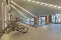 Alpine Club Resort - piscina
