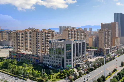 RICH International Hotel