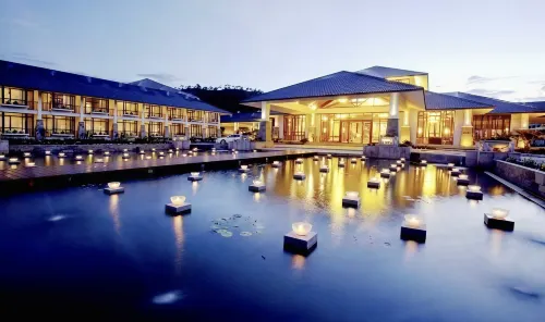 Imperial Palace Hot Spring & Resort Hotels in Zijin