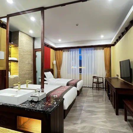 Nangqian Secret Land Grand Hotel