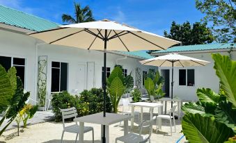 Avi Guesthouse