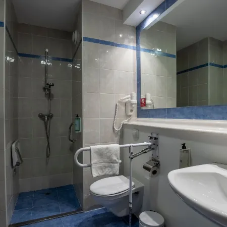 Travelodge Alicante Puerto