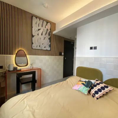 LUP TUC HOSTEL โรงแรมใกล้เอ็มทีอาร์ มงก๊ก