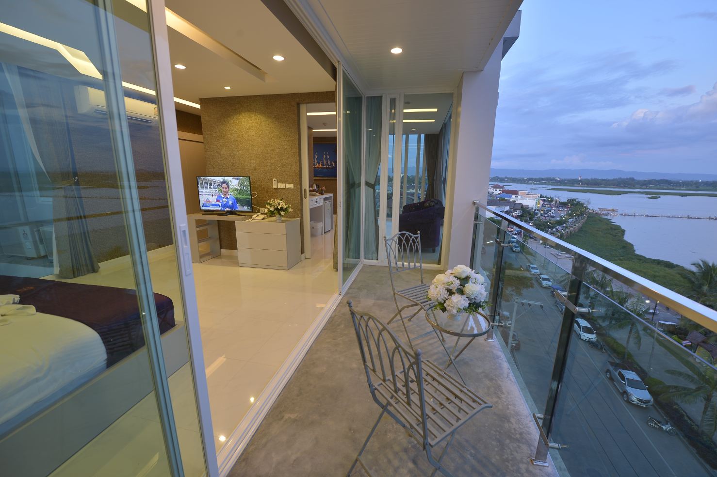 โรงแรมภูกลอง
