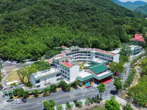 Pinghe Yangsheng Mountain Villa