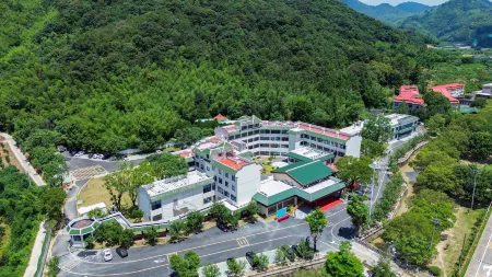 Pinghe Yangsheng Mountain Villa