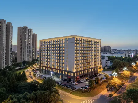 Qiyun Xiaozhu Homestay Отели рядом с достопримечательностью «shazhou Park»