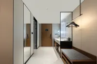 The   Atour   Hotel  of    Hetang  longhu   of   Jiangmen